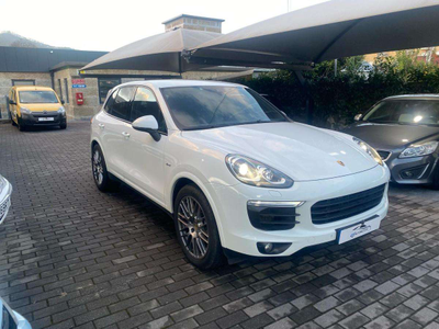 Porsche Cayenne V6 SPORT