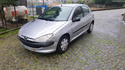 Peugeot 206 1.1