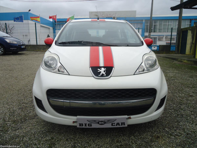 Peugeot 107 1.0 RC Line