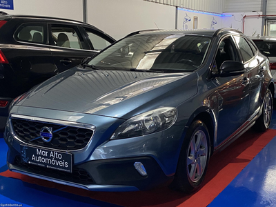 Volvo V40 Country Cross D2