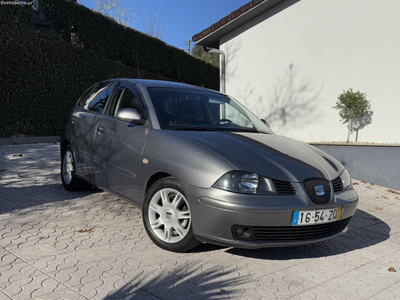 Seat Ibiza 1.2i 5Portas Nacional Único Dono