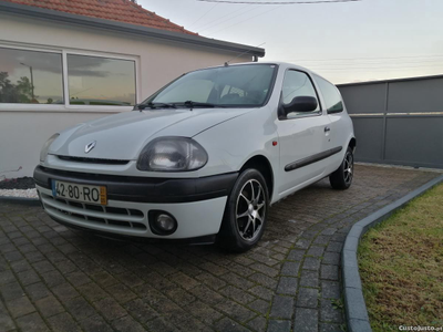 Renault Clio Clio 2 1.9