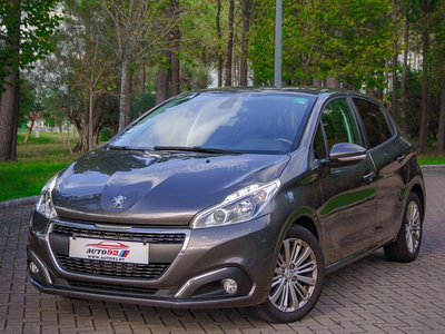 Peugeot 208 1.5 BlueHDi Allure Pack