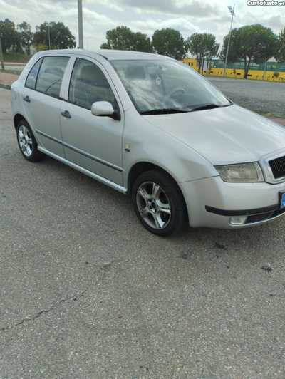 Skoda Fabia (6Y)