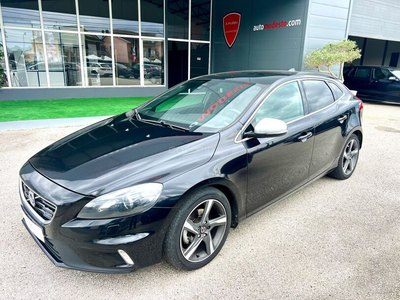 Volvo V40 1.6 D2 R-Design Momentum