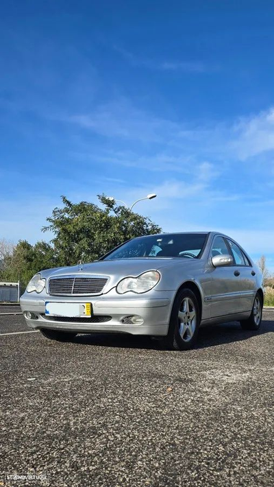 Mercedes-Benz C 220