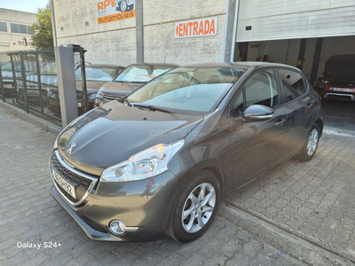 Peugeot 208 1.4 HDi SE Style