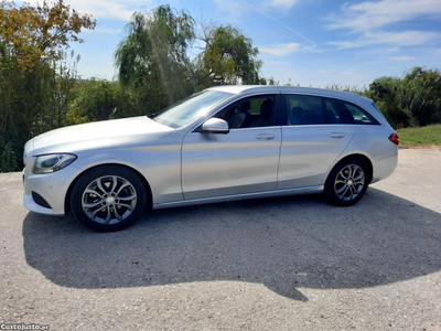 Mercedes-Benz C 200 Avantgard 136cv