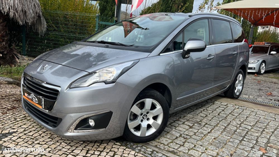 Peugeot 5008 1.6 BlueHDi Allure J17