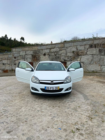 Opel Astra GTC 1.3 CDTi