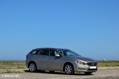 Volvo V60 1.6 D2 Drive Momentum Start/Stop