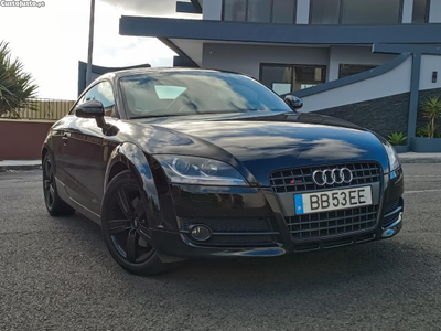 Audi TT 2.0TFSI