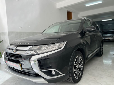 Mitsubishi Outlander 2.2 DI-D Instyle Navi