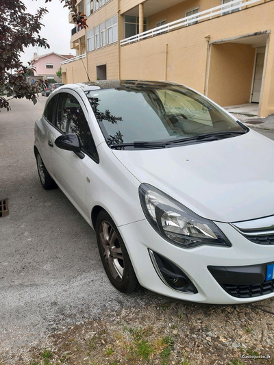 Opel Corsa black EDITION