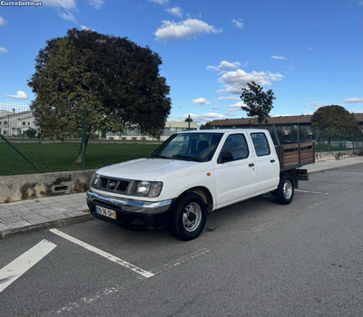 Nissan Navara 2.5D Pick Up D22