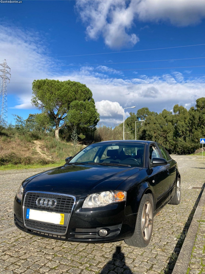 Audi A4 2.0 TDI - 140cv