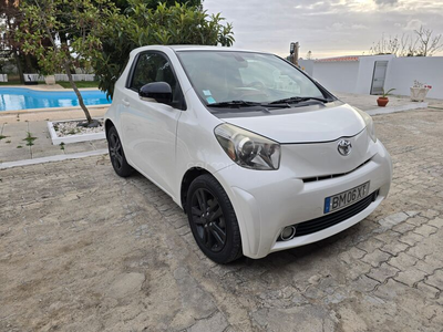 Toyota IQ 1.33 VVT-i 2 MultiDrive NAVI+Bluetooth