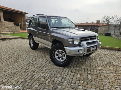 Mitsubishi Pajero 2.8 TD GLS