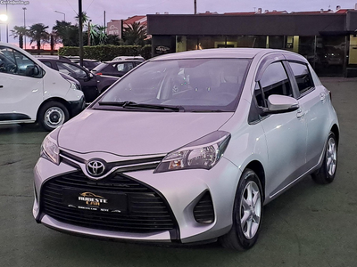 Toyota Yaris 1.0 VVT-i 70CV GASOLINA 2015