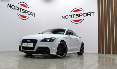 Audi TT Coupé 2.0 TDi quattro S-line