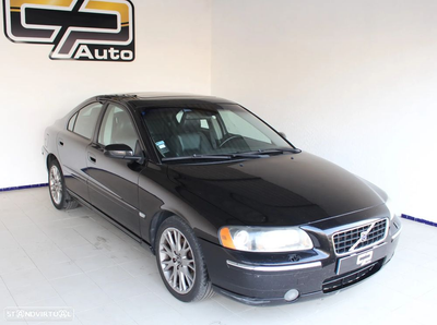 Volvo S60 2.4 D5 Nivel 1 Geartronic