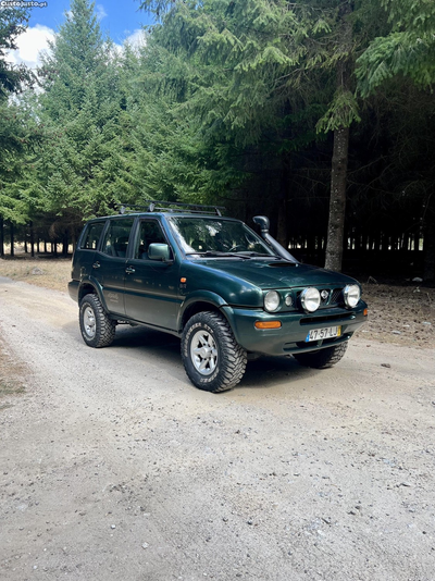 Nissan Terrano 2.7tdi