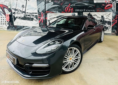 Porsche Panamera 4 S