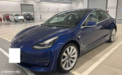 Tesla Model 3 Long-Range Dual Motor AWD