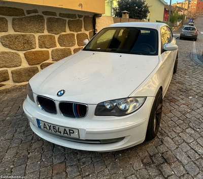 BMW 118 d - Muito Bom - Oportunidade!