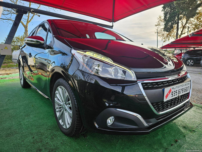 Peugeot 208 1.2 PureTech Style