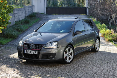 VW Golf 2.0 GTi DSG