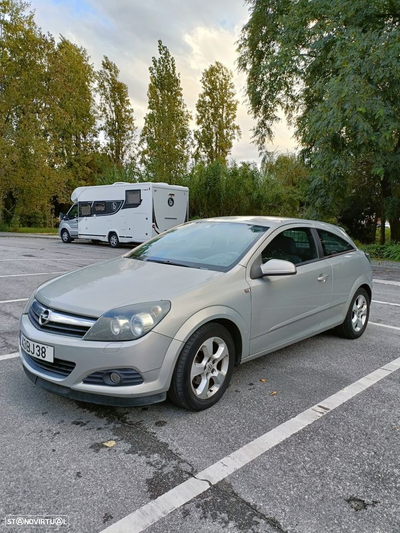 Opel Astra GTC 1.3 CDTi