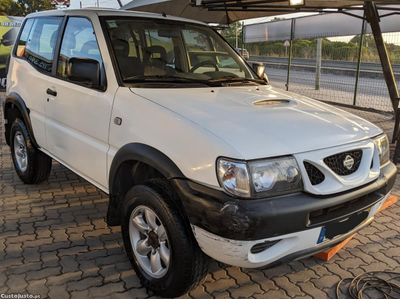 Nissan Terrano 2 R20-E