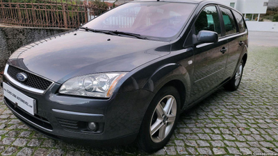 Ford Focus 109 CV titânio