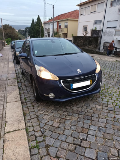 Peugeot 208 1200 vti