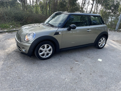 MINI Cooper 1.6D