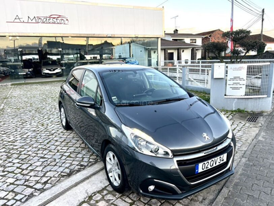 Peugeot 208 1.6 BlueHDi Style