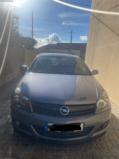 Opel Astra H GTC