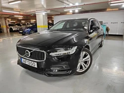 Volvo V90 2.0 B4 Momentum Plus Geartronic