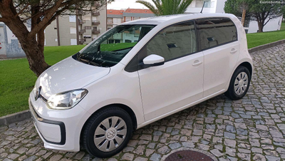 VW Up! 1.0cc up! Move up!