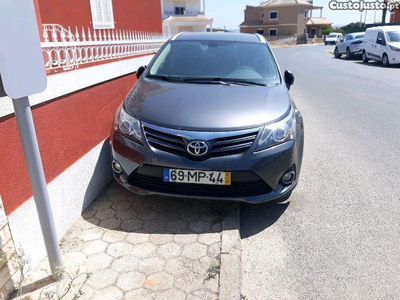 Toyota Avensis luxe