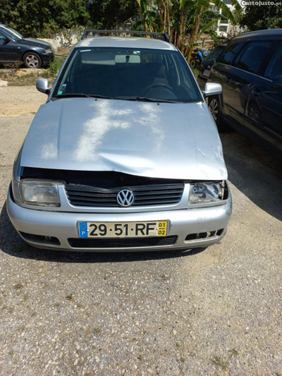 VW Polo (GPL; Acidentada, a trabalhar)