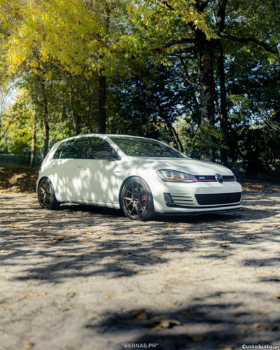 VW Golf GTI PERFORMANCE