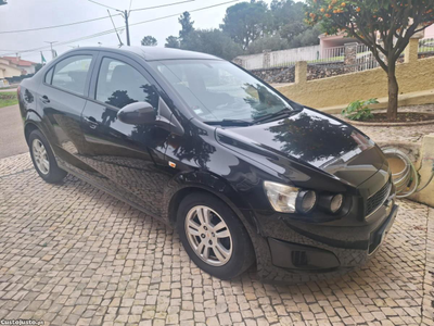 Chevrolet Aveo 1.2 LT