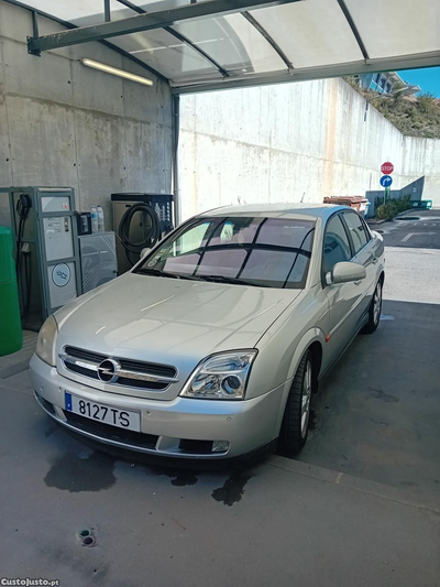 Opel Vectra 2.2