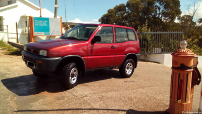 Nissan Terrano 2.7 td