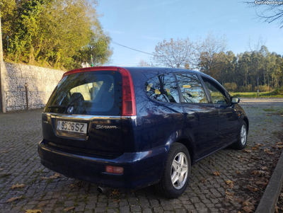 Honda Stream 7 Lugares A/C