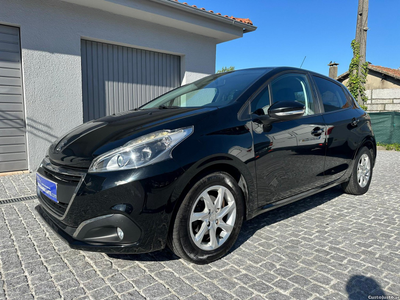 Peugeot 208 1.2 PureTech Active