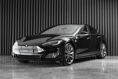 Tesla Model S 75D