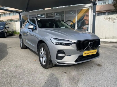 Volvo XC60 2.0 B4 Momentum Plus